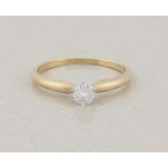 Unbranded Jewelry - 10k Yellow Gold .25 Carat Diamond Solitaire Engagement Ring Size 8 1/4